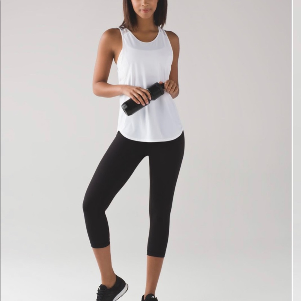 Lululemon Full-On Luxtreme Wunder Under Crop - Picture 2 of 15